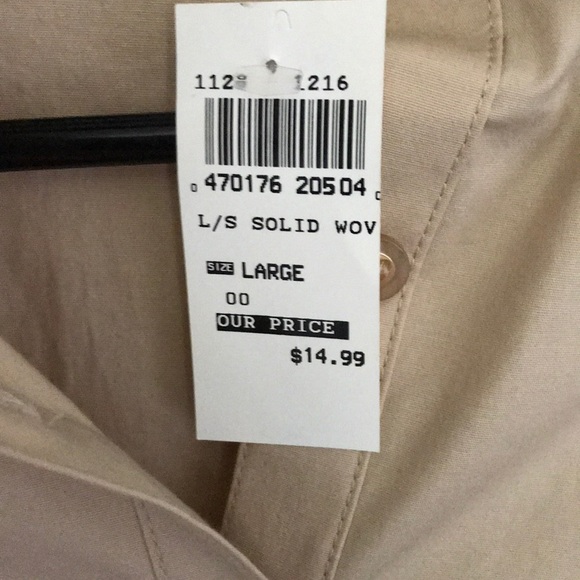 Button down top - Picture 2 of 3